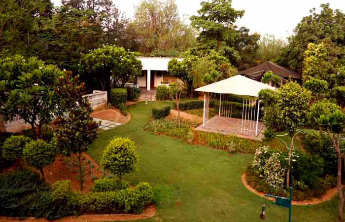 Rain Dance Corporate Venue - corporate team outdoor conference near Delhi