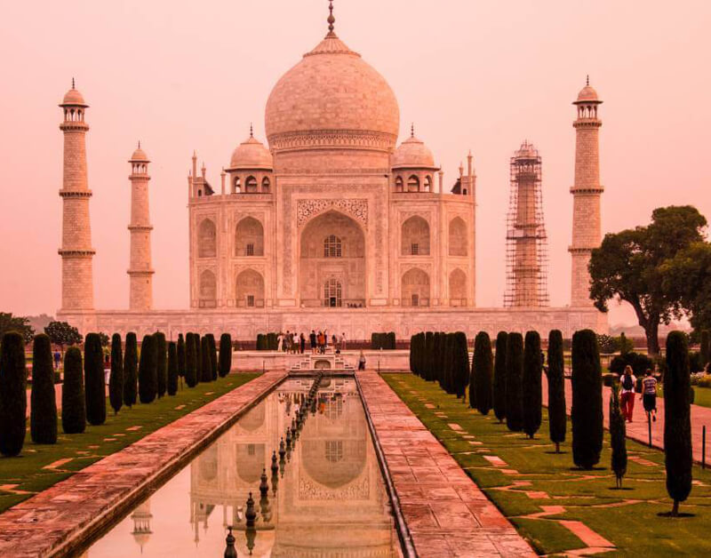 Taj Mahal Agra weekend trip from Delhi