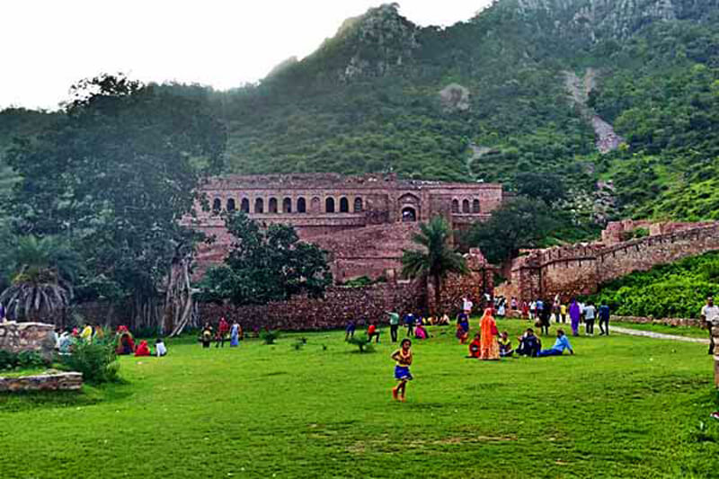 Alwar Bala Qila Rajasthan heritage weekend from Delhi
