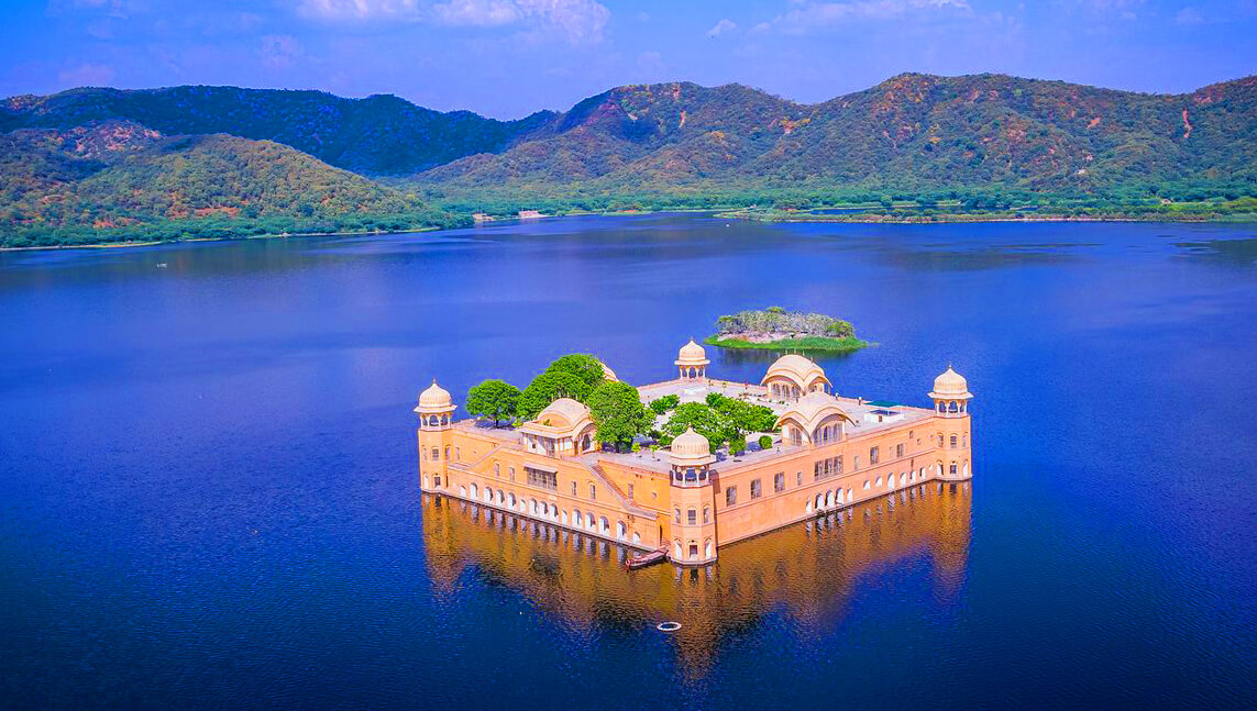 Jaipur Family Tour Package with kids elephant ride